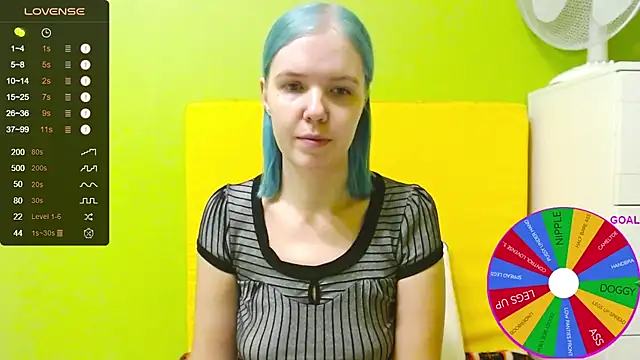 Ultra Meow online show from October 2025 05:23:02 PM