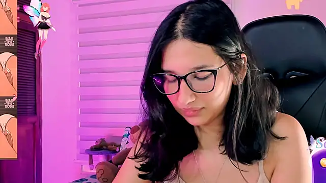 Luniverse online show from January 2025 08:15:02 PM