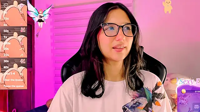 Luniverse online show from March 2025 11:42:02 PM