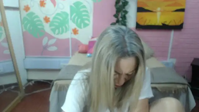 ZAMANTHA online show from February 2026 03:18:01 PM