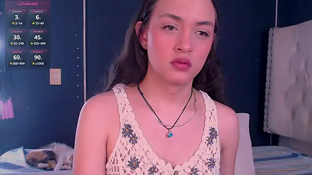 valen thompson online show from February 2025 12:10:01 AM