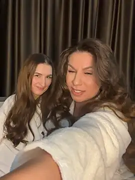 Marilyn La Rose online show from April 2026 07:40:01 PM