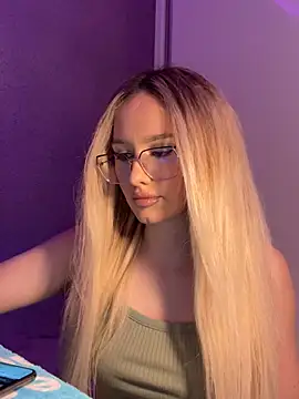 mollyxxx online show from January 2025 04:44:02 AM