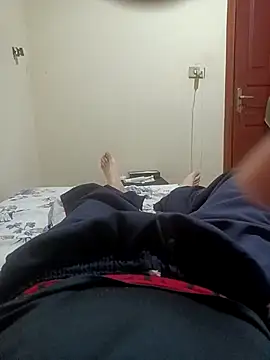 kalebGostoso online show from October 2025 02:12:01 AM