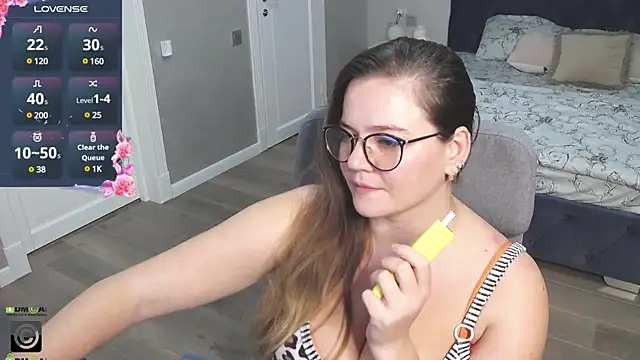 KellyKleine online show from January 2025 04:10:01 PM