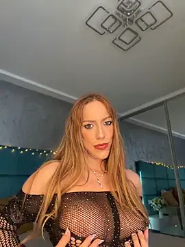 RockQueen A online show from June 2026 04:50:02 PM