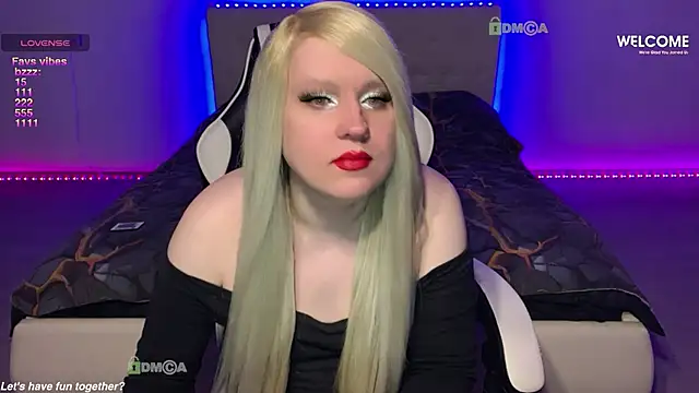 Snapshot of camsmiley chatting on March 2026 07:19:02 PM camsmiley online show from March 2026 07:19:02 PM