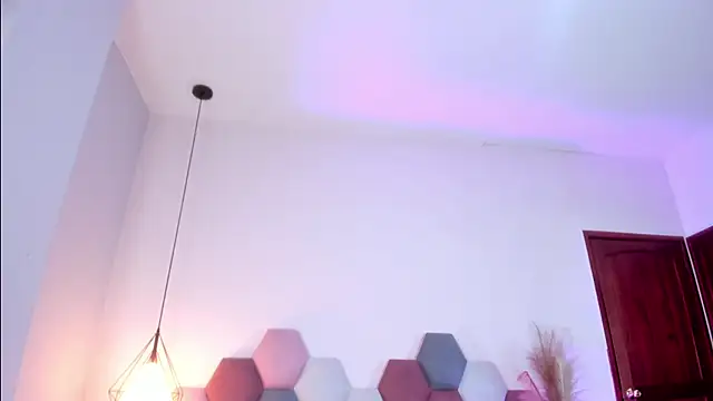 JupiteFox online show from January 2025 09:05:02 PM