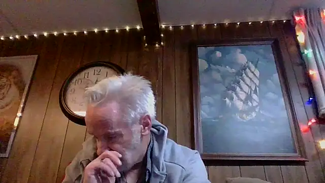 Makowboy online show from December 2024 07:21:02 PM