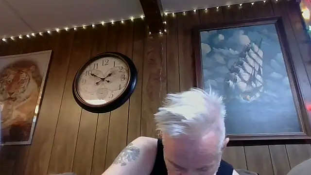 Makowboy online show from December 2024 08:53:01 PM