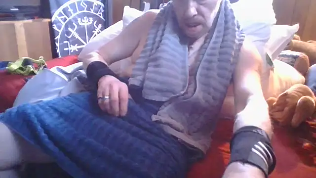 Makowboy online show from February 2026 10:07:01 PM