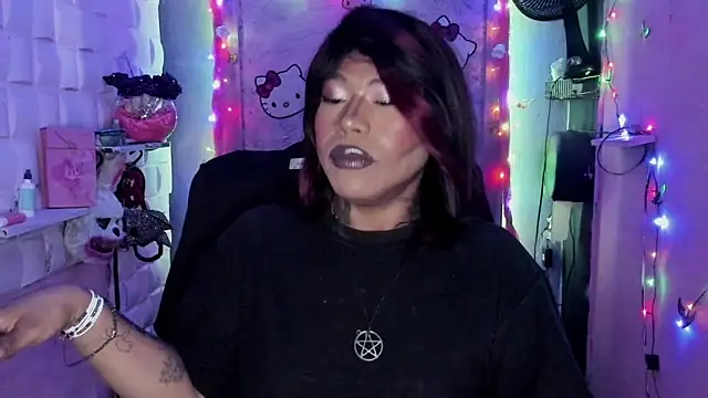 tsviolett online show from December 2024 09:45:01 PM