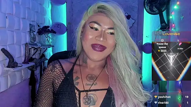 tsviolett online show from February 2025 09:14:01 PM