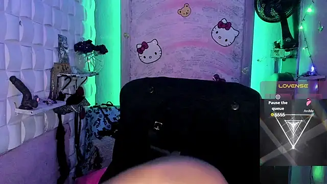 tsviolett online show from February 2025 06:26:01 PM