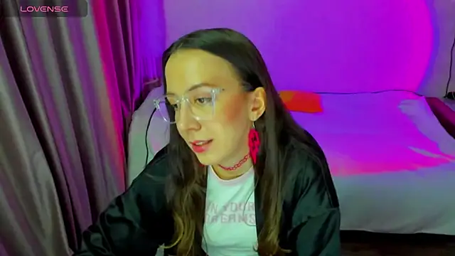 CurlySteph online show from February 2026 07:11:01 PM