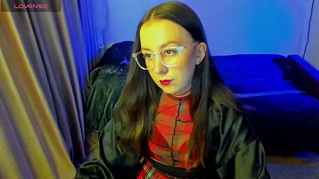 CurlySteph online show from May 2026 07:09:02 PM