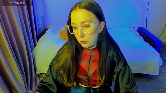 CurlySteph online show from May 2026 04:26:01 PM