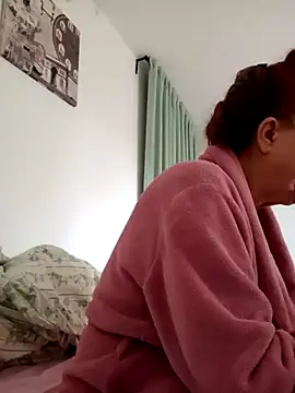 Hottie-Mom online show from May 2026 08:55:01 AM