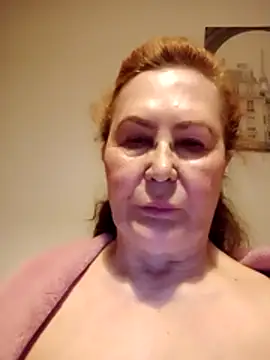 Hottie-Mom online show from May 2026 08:58:01 PM