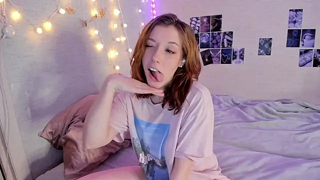 YunaPeace online show from November 2025 09:18:02 AM