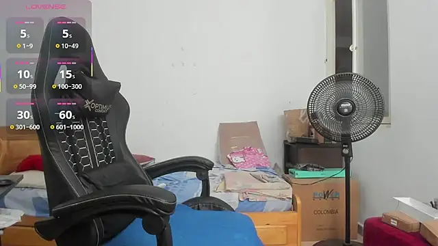 Snapshot of Britney_beg1 chatting on March 2026 05:12:02 AM Britney beg1 online show from March 2026 05:12:02 AM