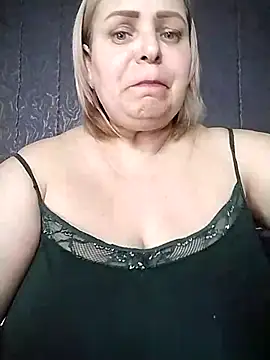 Snapshot of EvaCristal chatting on March 2025 07:58:02 PM EvaCristal online show from March 2025 07:58:02 PM