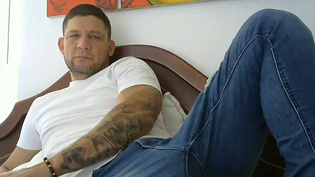 altenori112 online show from February 2025 04:46:01 PM