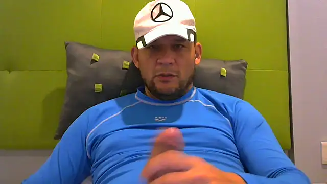 altenori112 online show from February 2025 05:11:02 PM