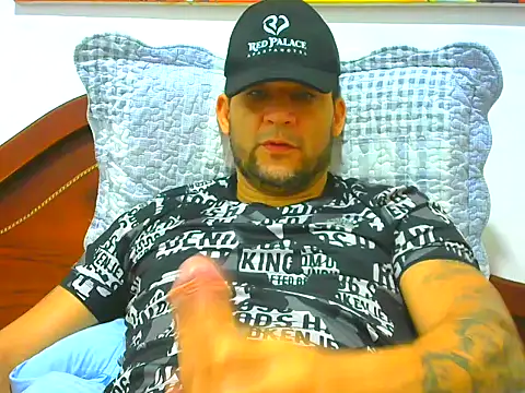 altenori112 online show from April 2026 11:37:01 AM