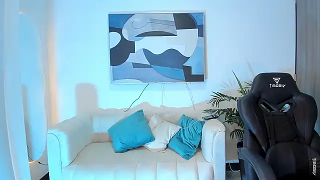 SaraParker  online show from December 2024 12:56:02 PM