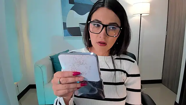 SaraParker  online show from May 2026 10:08:02 PM