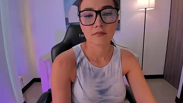 SaraParker  online show from July 2026 09:06:02 PM