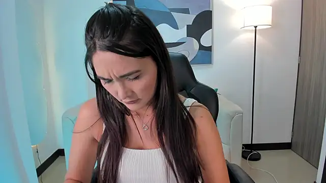 SaraParker  online show from July 2026 10:51:02 PM