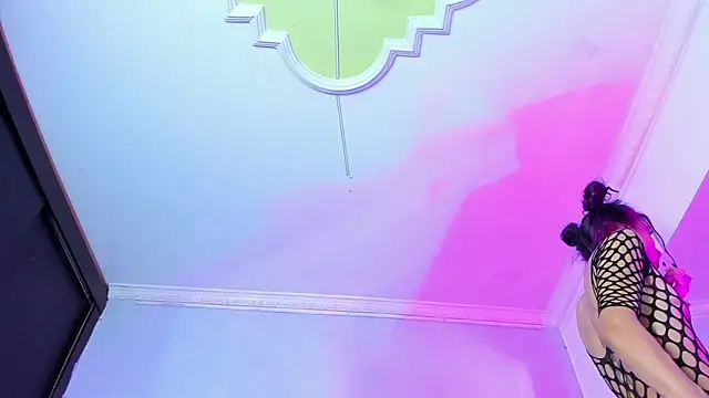 Sammybitchx online show from June 2026 12:37:01 PM