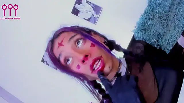 Sammybitchx online show from July 2026 01:18:02 PM