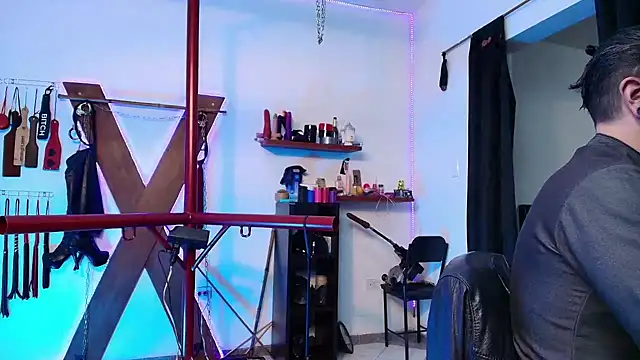 Snapshot of boy_n_girl chatting on December 2024 10:38:02 AM boy n girl online show from December 2024 10:38:02 AM