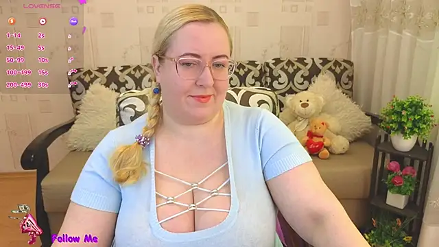 Ginesia online show from February 2025 01:37:01 PM