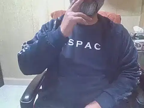 hairymaster95 online show from February 2026 07:23:02 AM