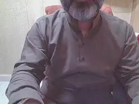 hairymaster95 online show from March 2026 07:12:01 AM