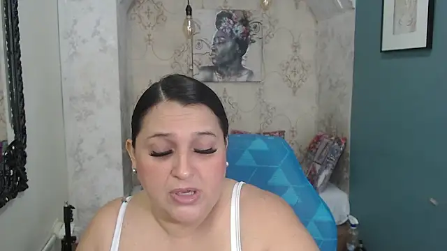 Kerly Doll online show from February 2026 01:29:01 PM