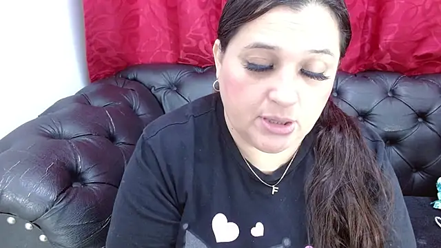 Kerly Doll online show from June 2026 12:52:01 PM
