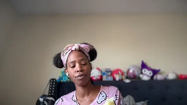 Cum2Charm online show from May 2026 07:31:01 PM