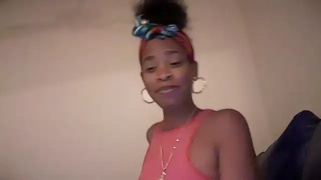 Cum2Charm online show from May 2026 04:41:01 AM