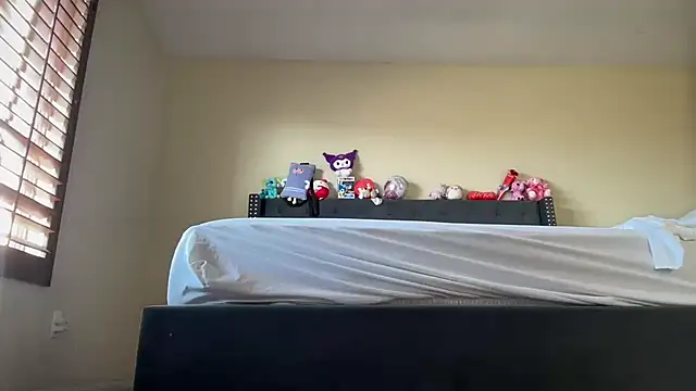 Cum2Charm online show from June 2026 03:25:01 PM
