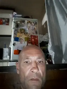 Snapshot of Kamil351 chatting on October 2025 12:52:02 AM Kamil351 online show from October 2025 12:52:02 AM