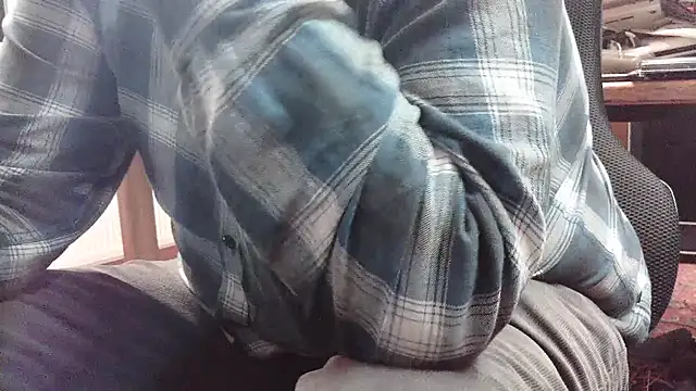 Snapshot of HaraldGermany chatting on November 2025 08:30:01 PM HaraldGermany online show from November 2025 08:30:01 PM