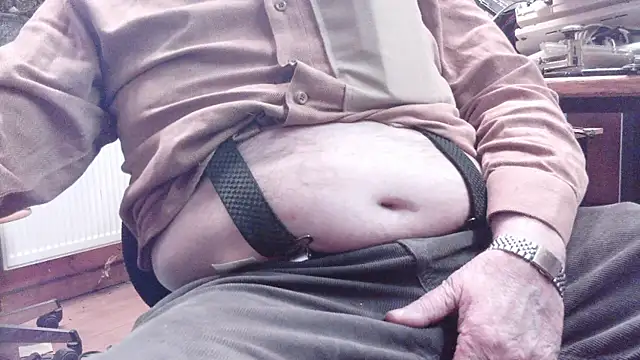 Snapshot of HaraldGermany chatting on December 2025 05:55:02 PM HaraldGermany online show from December 2025 05:55:02 PM