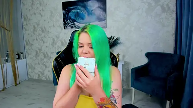 EnergyBunny 1 online show from February 2026 07:23:01 PM