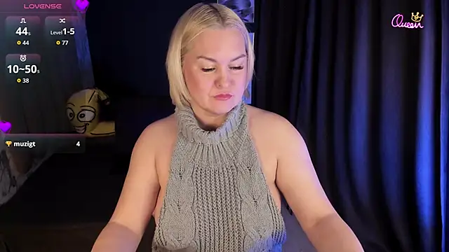 YolandaKiss online show from May 2026 08:05:02 PM