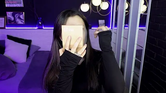 KylieMellow online show from January 2025 01:38:02 PM